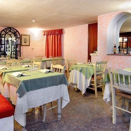 Colonna Palace Hotel Mediterraneo Olbia Exterior foto