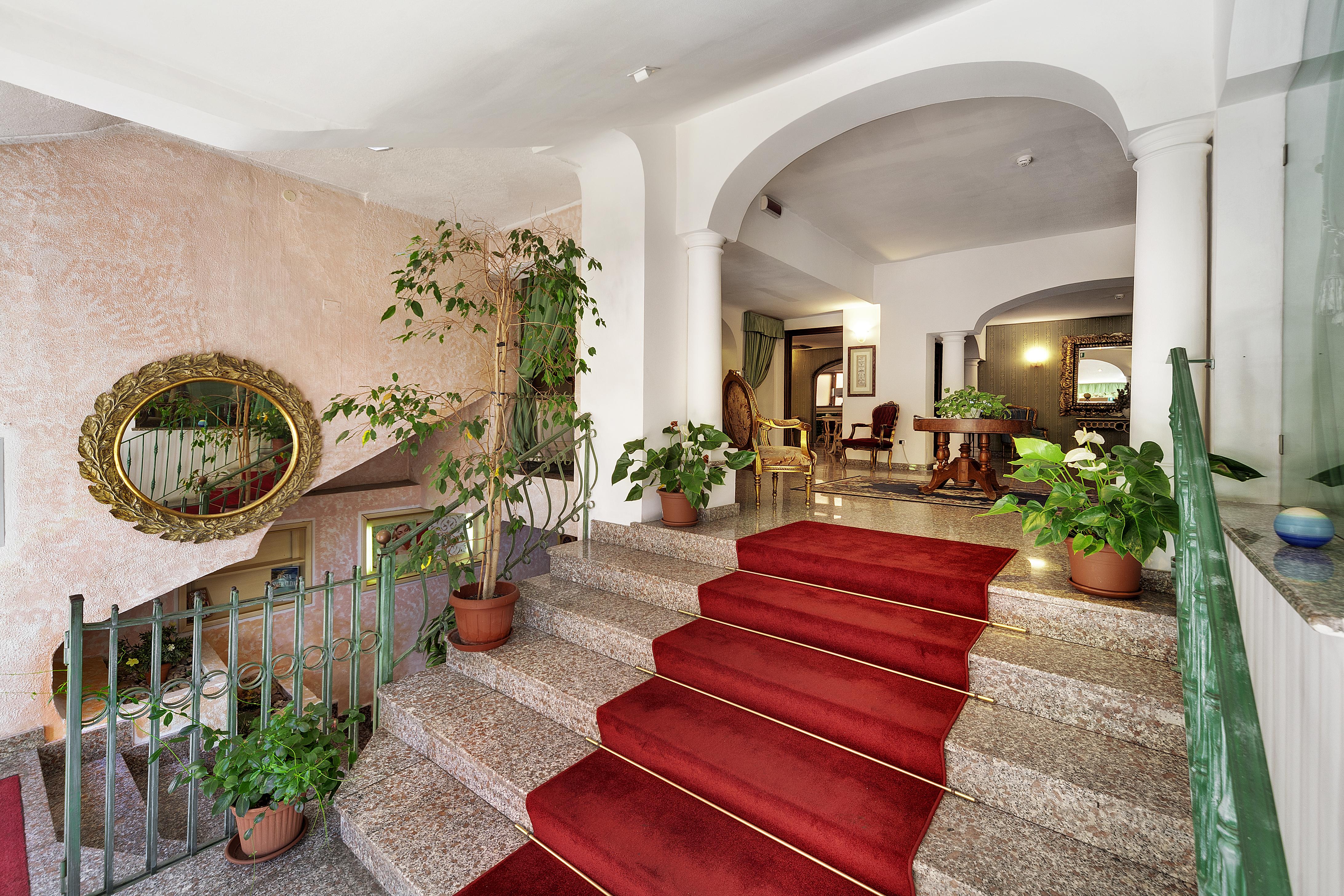 Colonna Palace Hotel Mediterraneo Olbia Exterior foto
