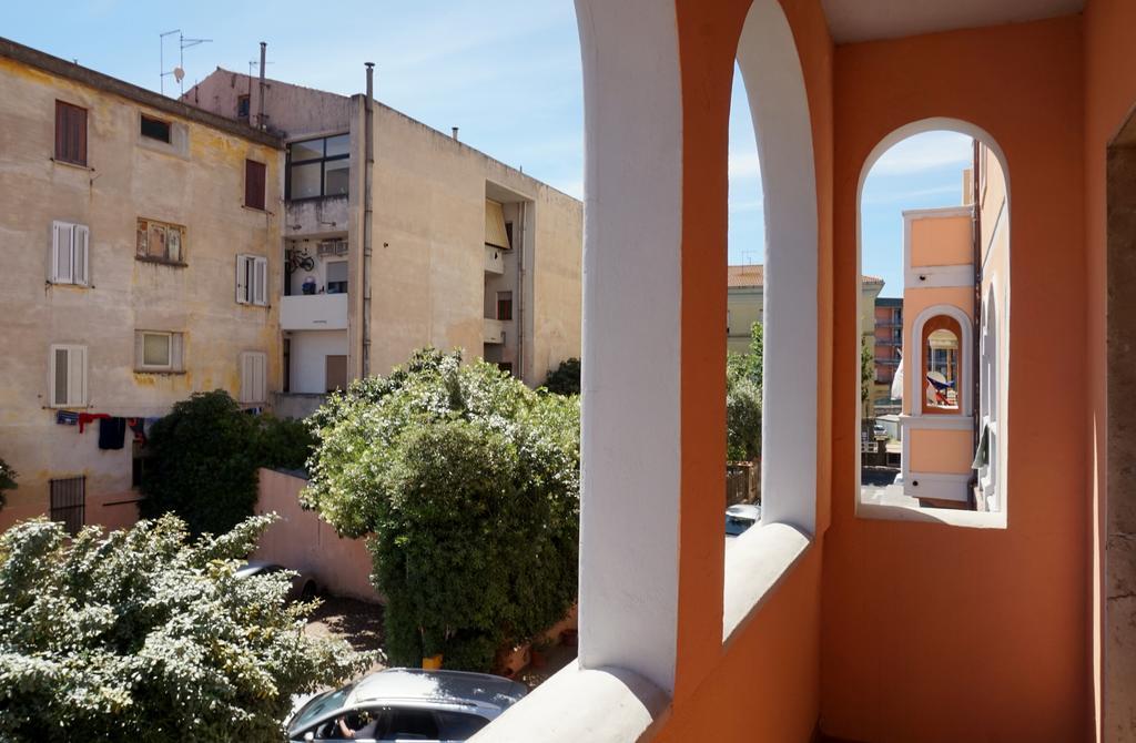 Colonna Palace Hotel Mediterraneo Olbia Exterior foto