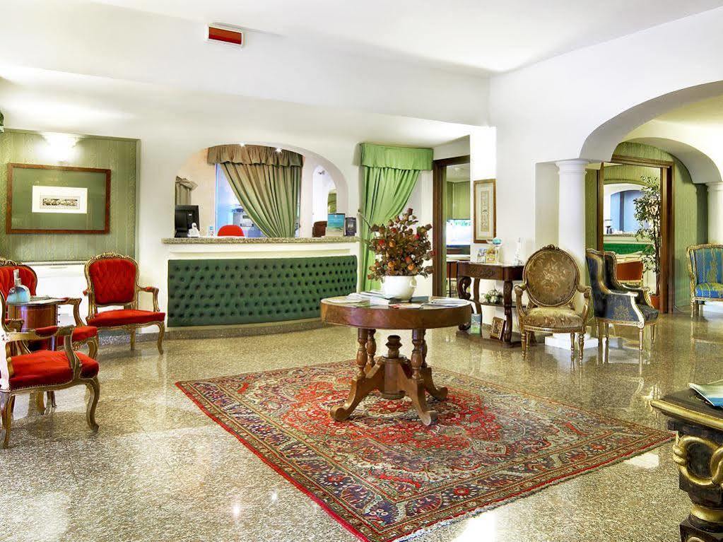 Colonna Palace Hotel Mediterraneo Olbia Exterior foto